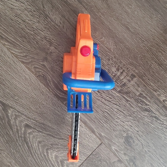 Vintage - 15" Workman's Chainsaw "The Home Depot" Children's Play Tool - Works - Picture 3 of 13